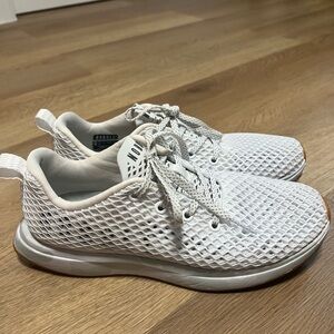 No Bull mesh runners white Camo 9.5